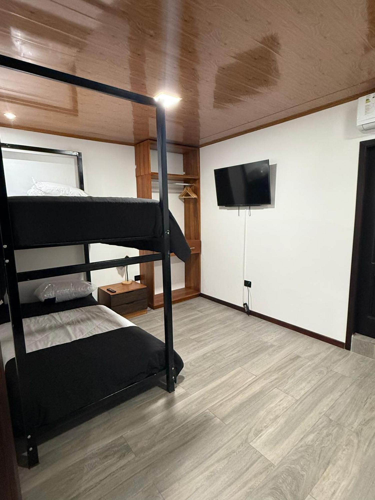 Bunker593 Inn 特纳 外观 照片